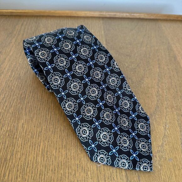Louis Dell’olio Silk Tie - Picture 5 of 8